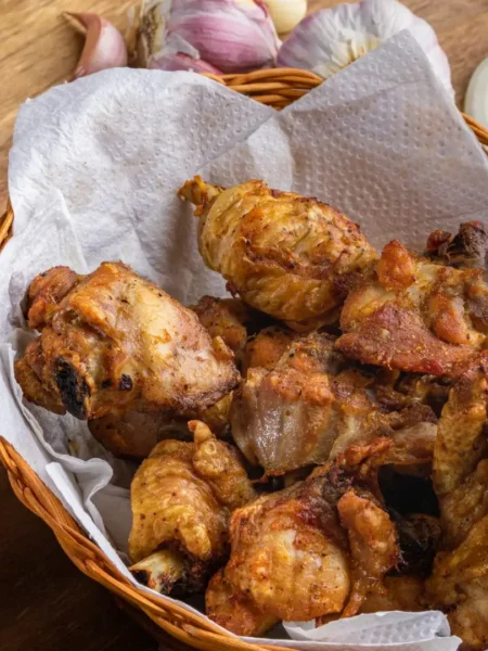 Frango à Passarinho