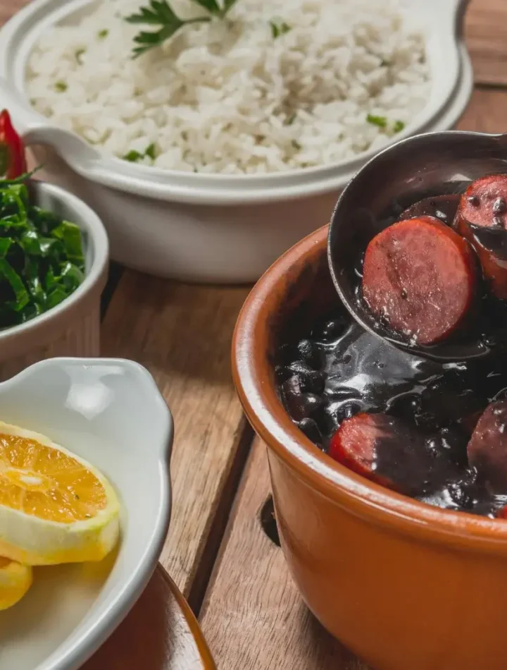 Mesa brasileira tradicional