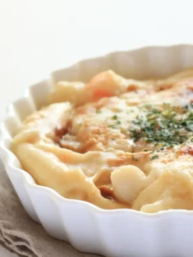 Penne Gratinado com Queijo e Presunto